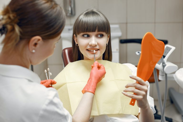 Get a Straight, Beautiful Smile With Dental Veneers