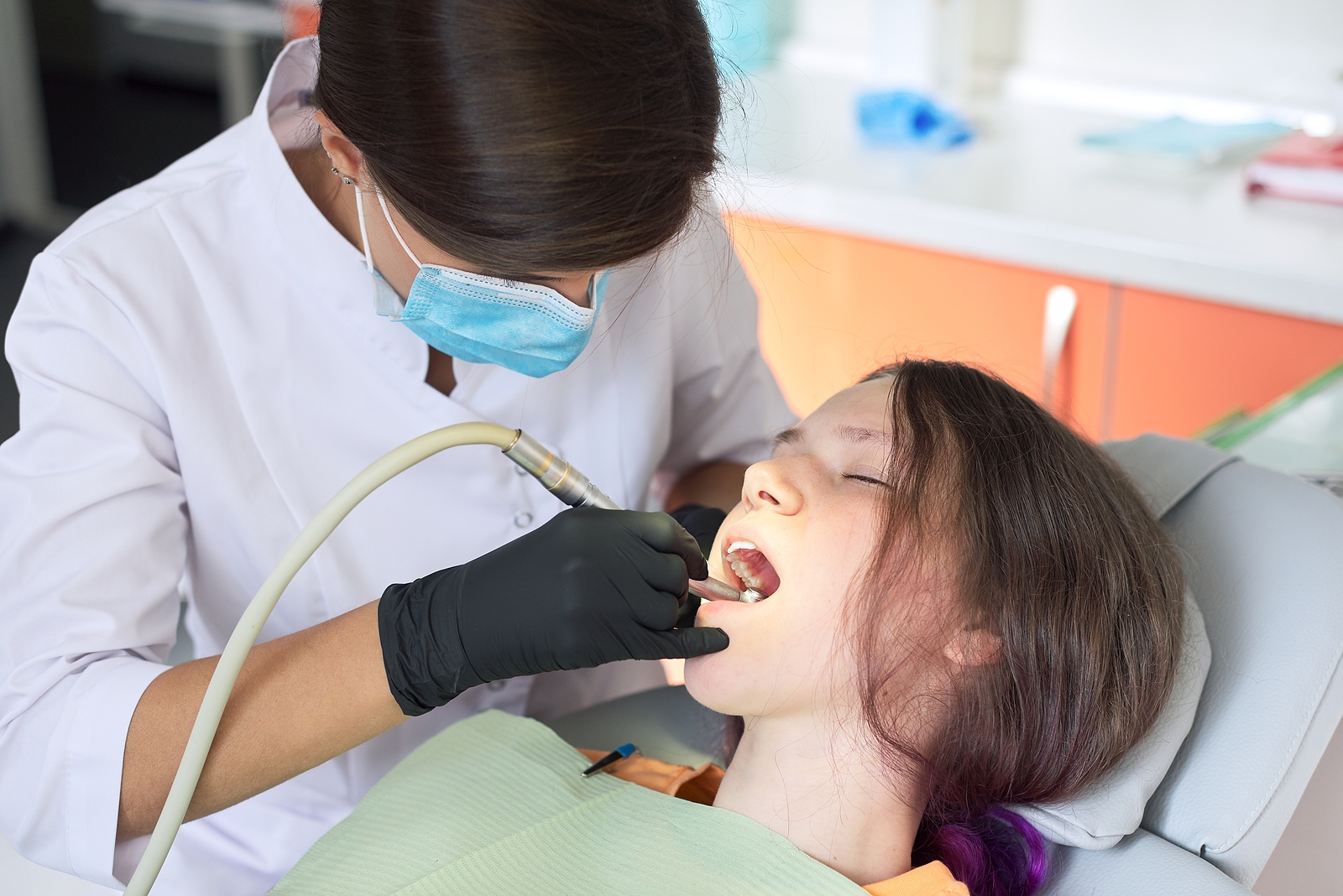 How Sedation Dentistry Can Help You Keep Dental Anxiety Away