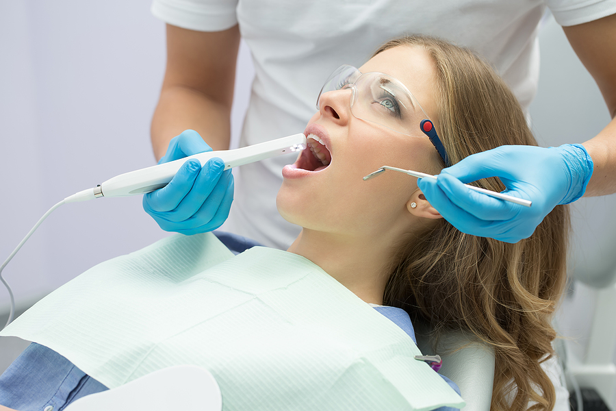 Avoiding Pain and Complications: Essential Dos and Don’ts After Tooth Extraction
